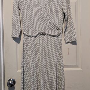 Elegant Gray Patterned Wrap Dress